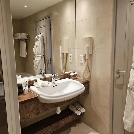 Royal Marine Hotel Dublin Exterior photo